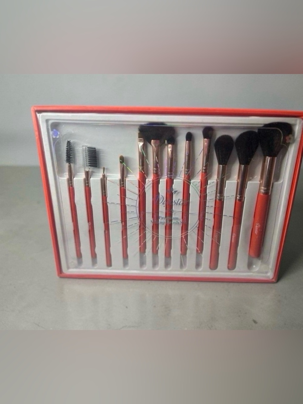 👑 Red Makeup Brush Set